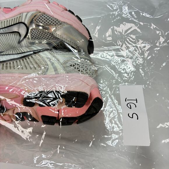 Nike Zoom Vomero 5 Silver Pink Lifestyle Running Shoes HF1877-001 Women’s Sz 5.5 - Picture 10 of 10